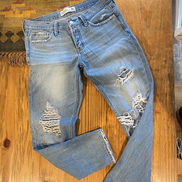 Abercrombie & Fitch Denim - Abercrombie & Fitch Distress Boyfriend Jeans